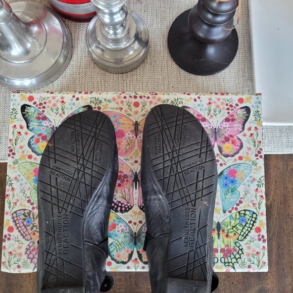 Black Kenneth Cole Shoe - Picture 4 of 4